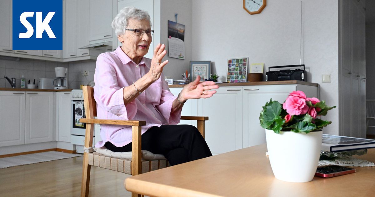 90-летняя финская эмигрантка Кайя Филдинг возвращается в родной Кяяканпяа, рассказывая о жизни в пяти странах