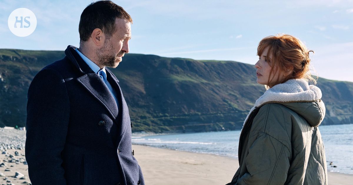 A child’s body found in a ditch shocks a small town in the Under Salt Marsh crime series