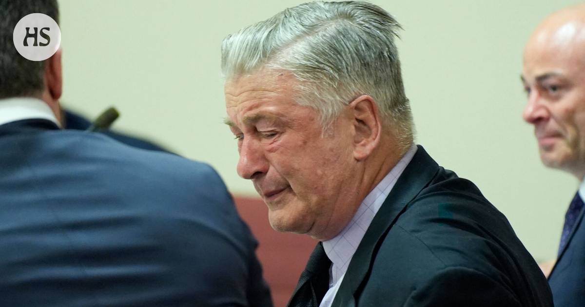 Alec Baldwin’s criminal trial is over, the prosecutor withdrew his appeal