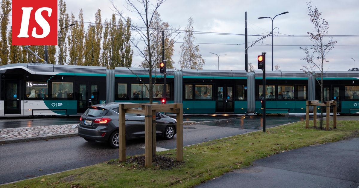 Pikaratikoita peruttu Helsingissä – syy järjestyshäiriö