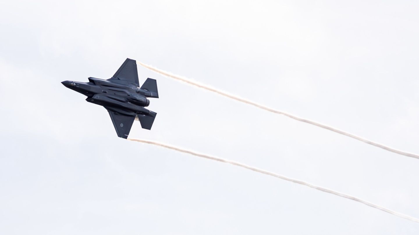 Kaksi uutta F-35-hävittäjää saapui Rovaniemelle
