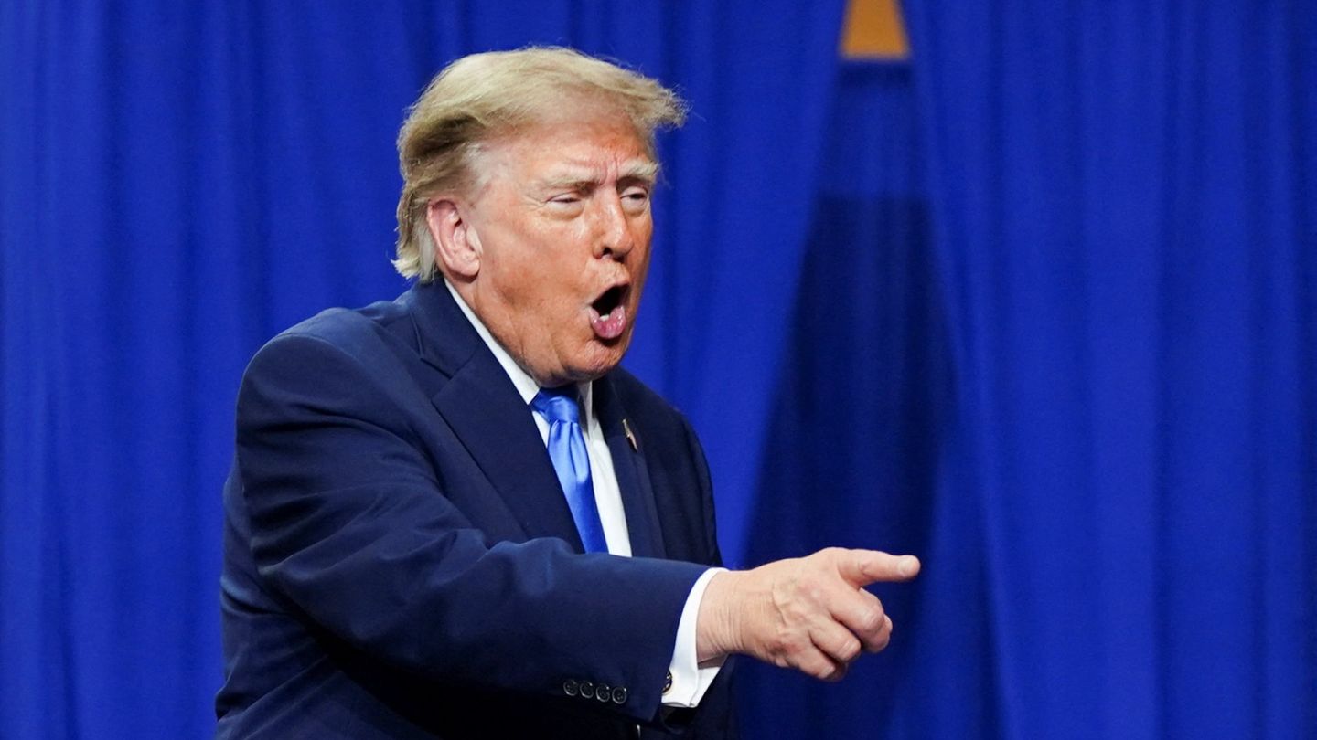 Trump julisti sodan hyttysiä vastaan