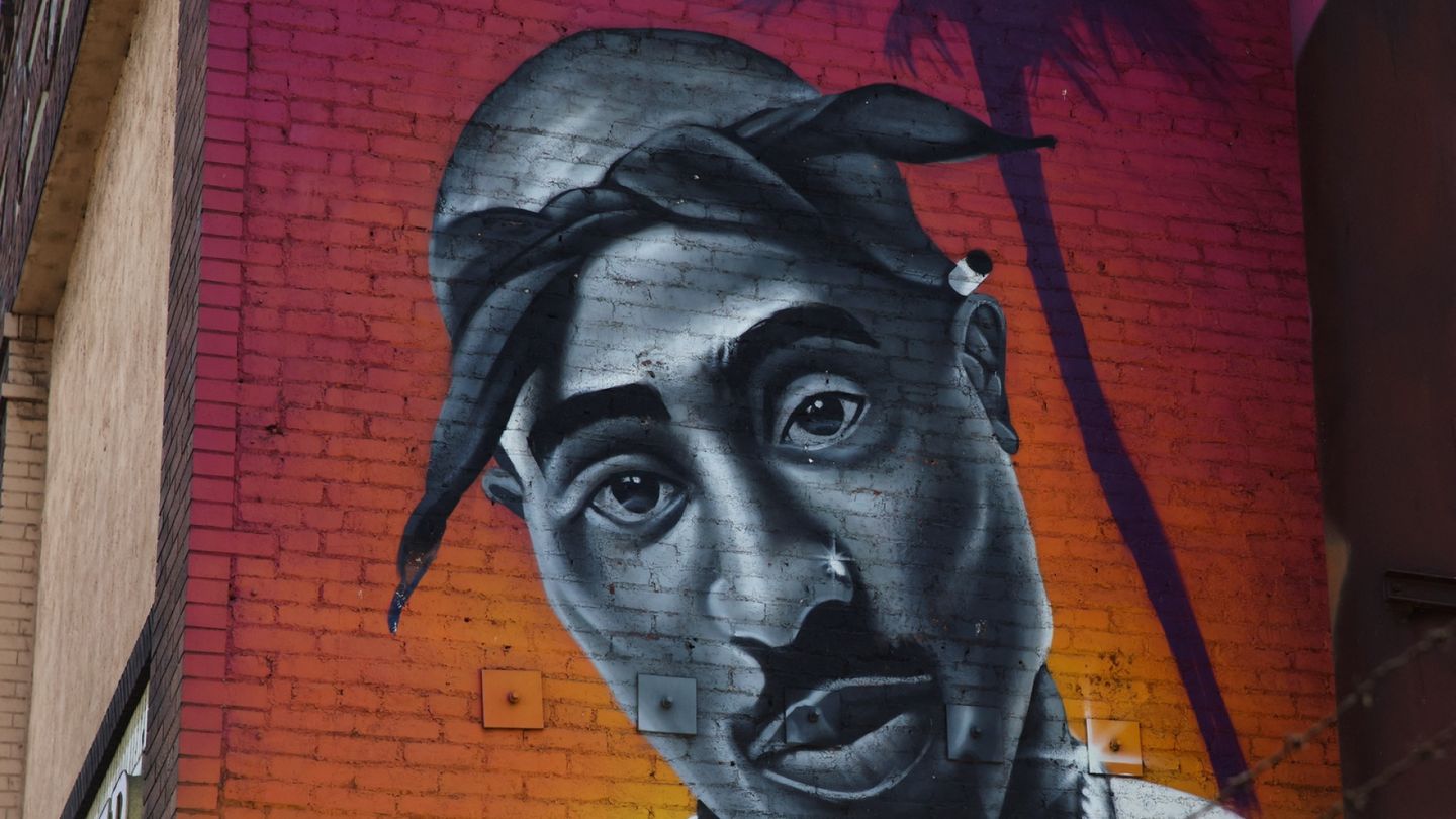 Man Accused of Orchestrating Tupac Shakur Murder Faces Trial Nearly 30 Years Later