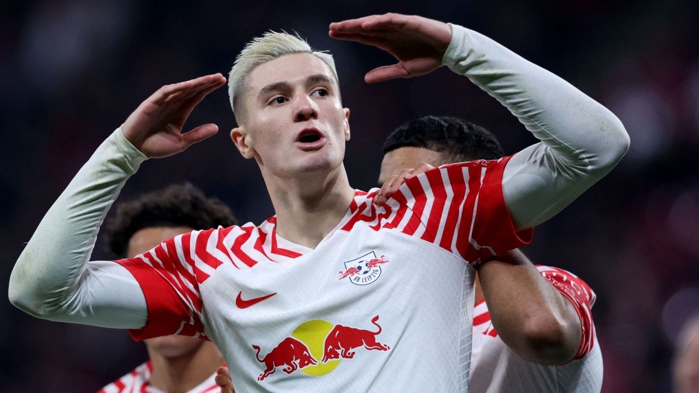 Manchester United teki jättihankinnan