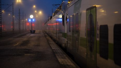 Junia myöhästyi maanantai-iltana.