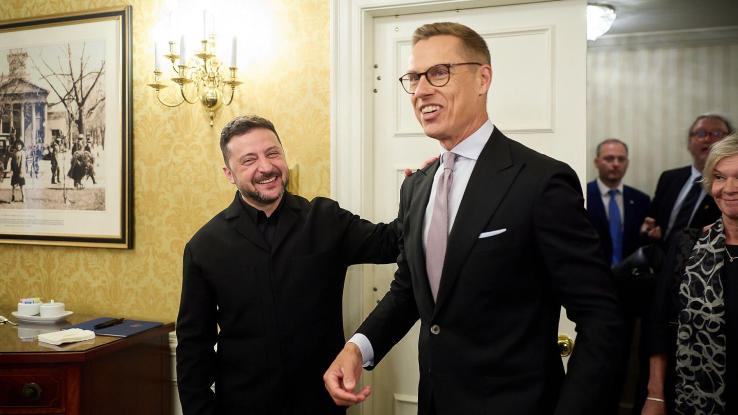 Zelenskyy meets Trump and Stubb in Washington