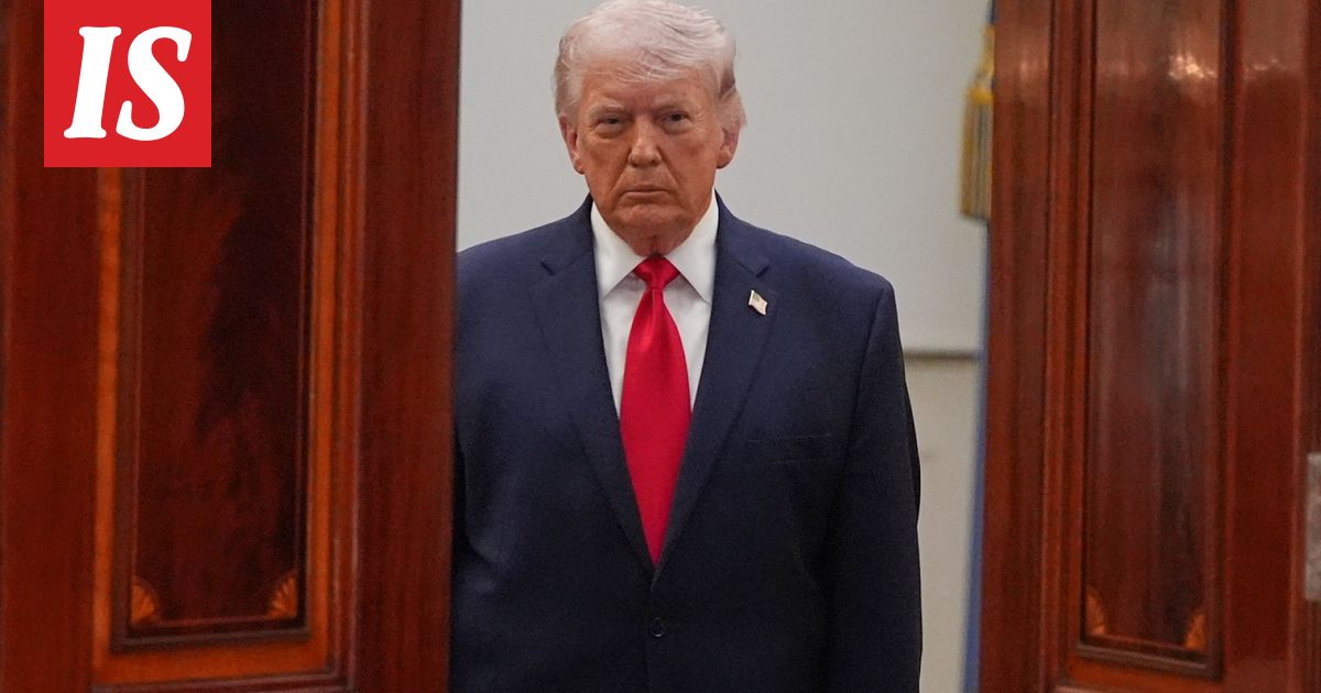 Trump anoo historiallista summaa Yhdysvaltojen asevoimille