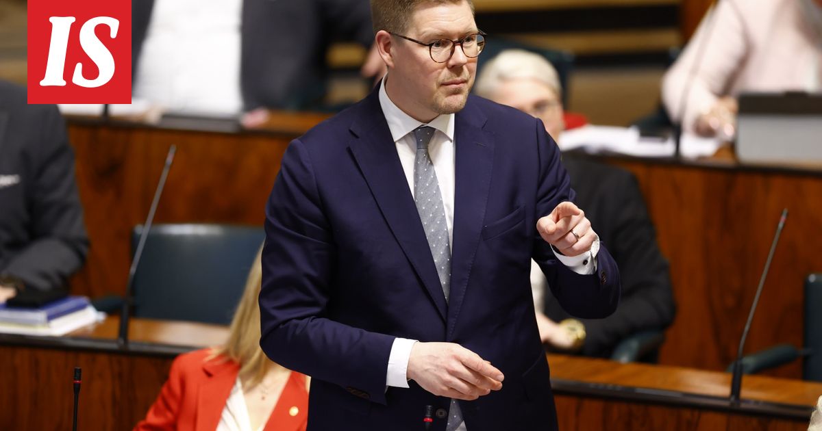Lindtman: Sdp innostui työviikon lyhentämisestä