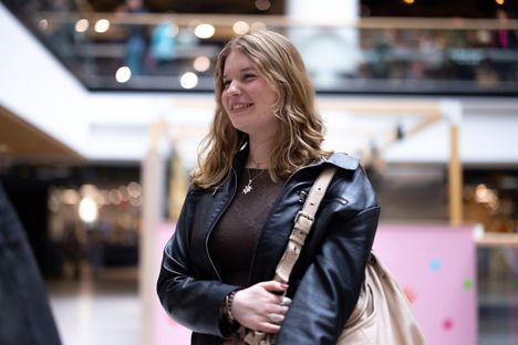 Young people call anyone, and it doesn’t matter to gender