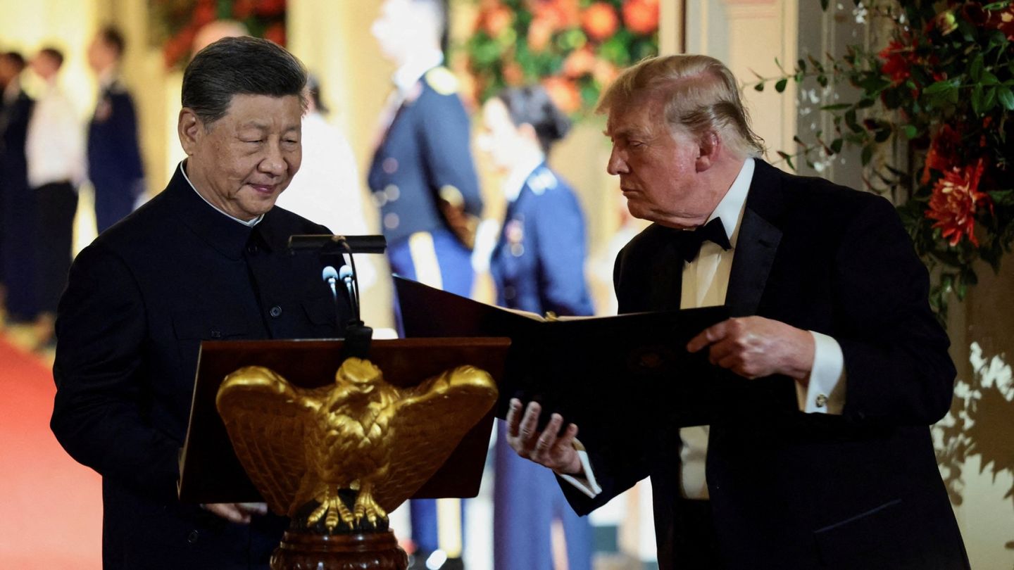 Kirjeenvaihtajan analyysi | Kiinan Xi Jinping sai Trumpilta harvinais­laatuisen vastaan­oton