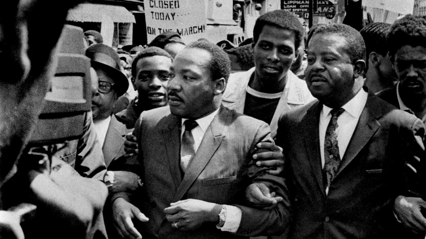 Yhdysvallat | Trump kääntää huomion Epstein-kohusta – Martin Luther Kingin murhan asiakirjat julkistetaan