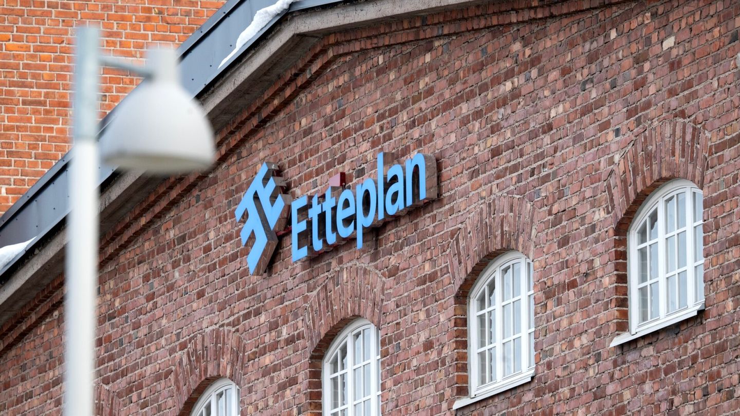 AI replaces entry level jobs