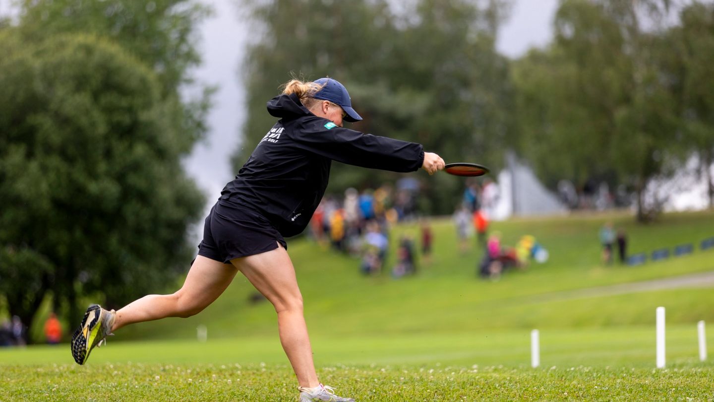 Frisbee golf: Eveliina Salonen wins her second world title