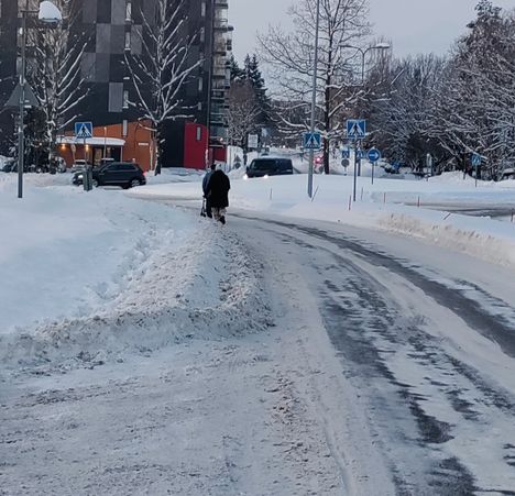 ”Nokian kaupungille on ilmoitettu, mitään ei tapahdu. Tämä on jokavuotinen perinne”, kuvan lähettänyt lukija kirjoittaa.
