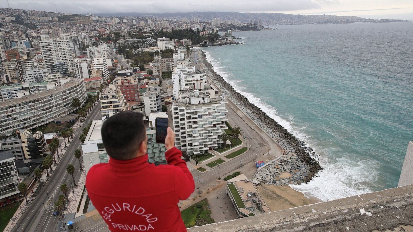 Tsunami | Chile evakuoi yli miljoona ihmistä