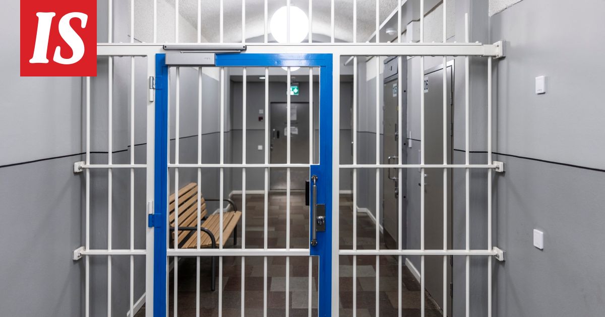 HS: Vankiloissa uusi huoli – seksuaali­rikolliset verkostoituvat