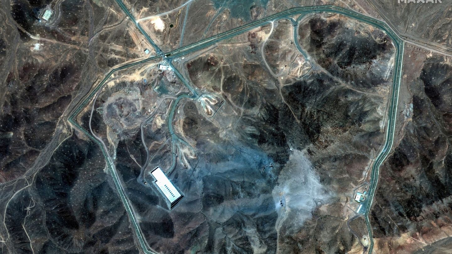 Lähi-itä | CNN ja NYT: Raportin mukaan Yhdysvaltojen iskut Iraniin eivät riittäneet tuhoamaan ydin­laitoksia