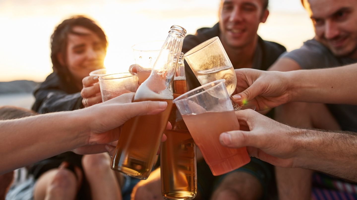 Alkoholilla on vähemmän tunnettu vaikutus – voi tapahtua jo yhden juoman jälkeen