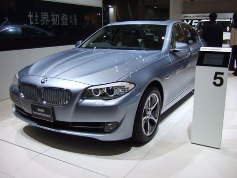 Ongelma-auto oli BMW:n 5-sarjalainen, kuten tämäkin. Kuvituskuva.