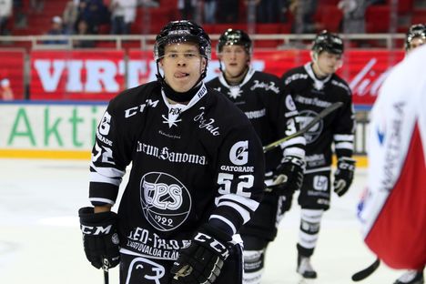 tps-ll-huima-yleis-kato-mika-eskola-tarttuu-nyt-ironisiin