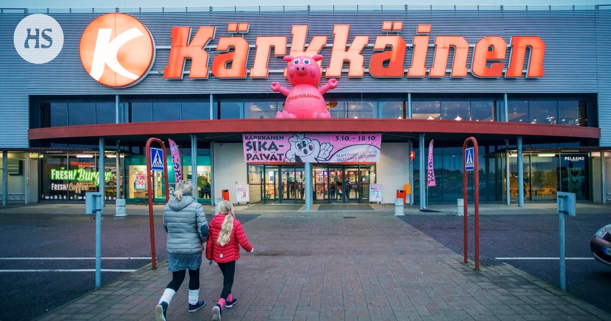 Kärkkäinen’s department stores sell books that the publishers didn’t want there