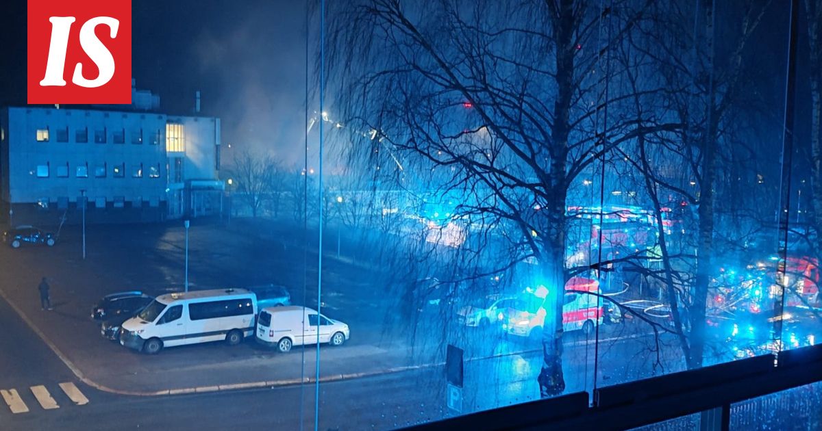 Itä-Helsingin Kontulan ostoskeskuksessa tulipalo