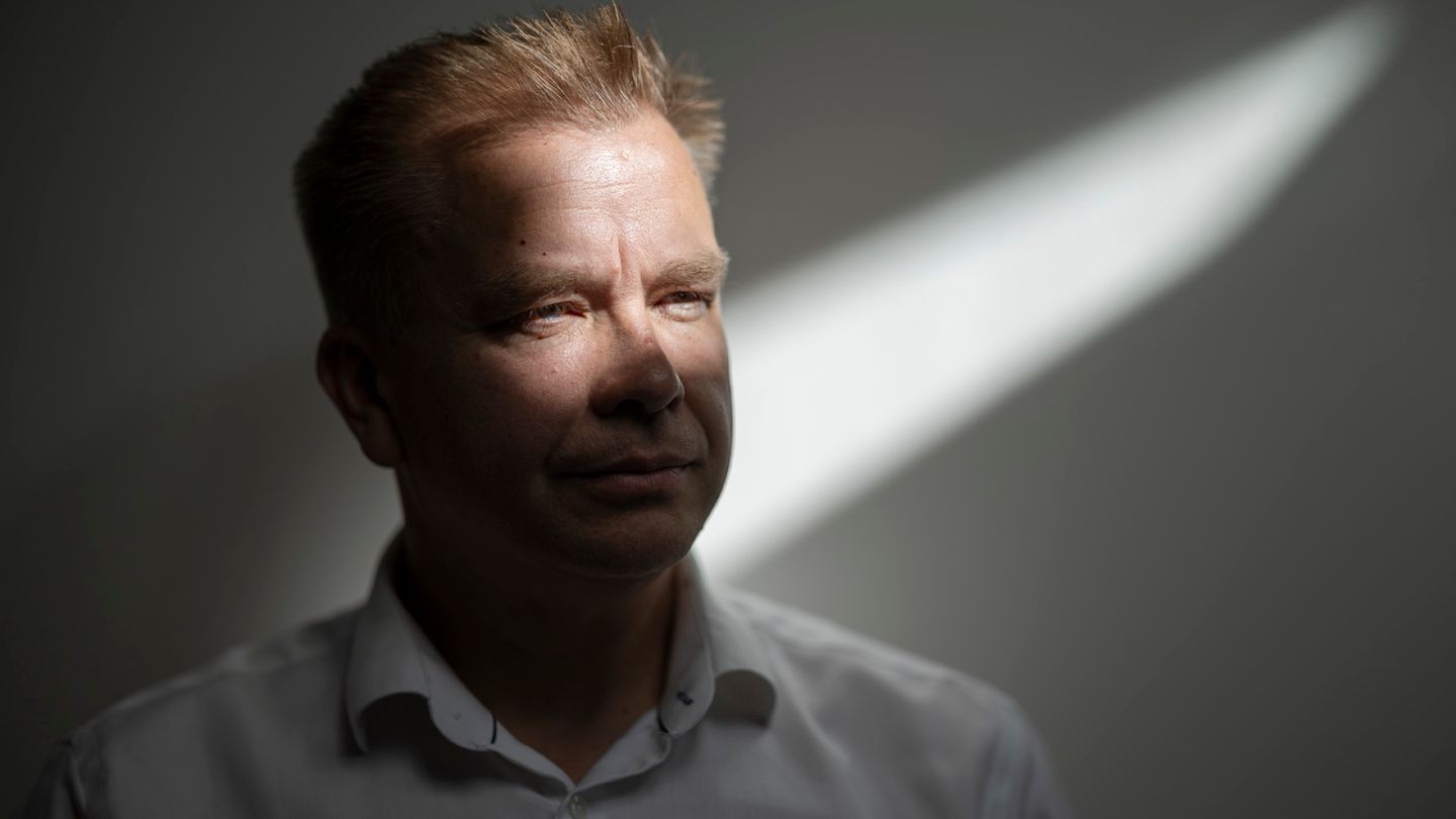 Defense Spending Doubling Unrealistic, Says Finland's Center Party Leader