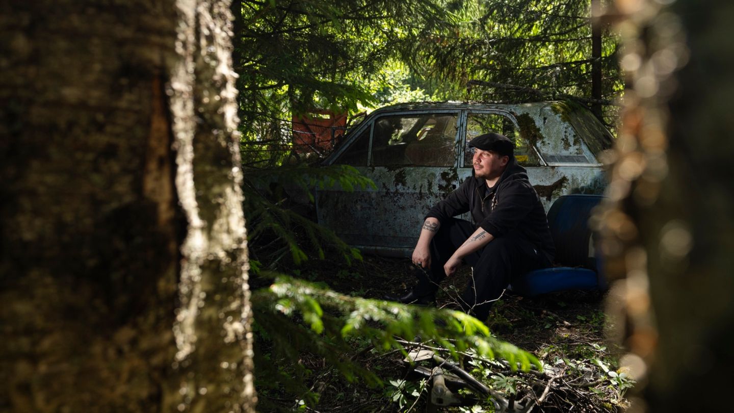 Finland's 'Car Graveyard': Hundreds of Classic Vehicles Abandoned in Nurmijärvi Forest