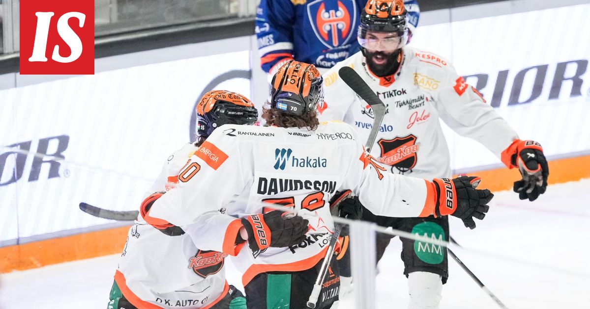 Paljonpuhuva näky KooKoon pukukopissa jättivoiton jälkeen