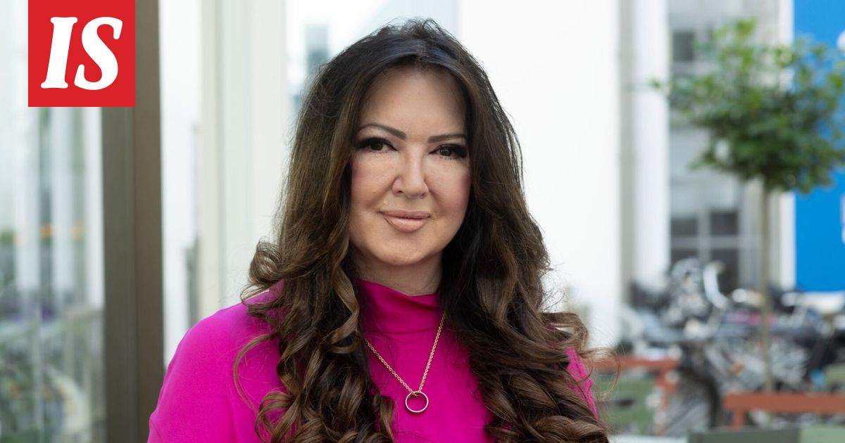 Elina Kanerva kouluttautuu terapeutiksi - Ilta-Sanomat