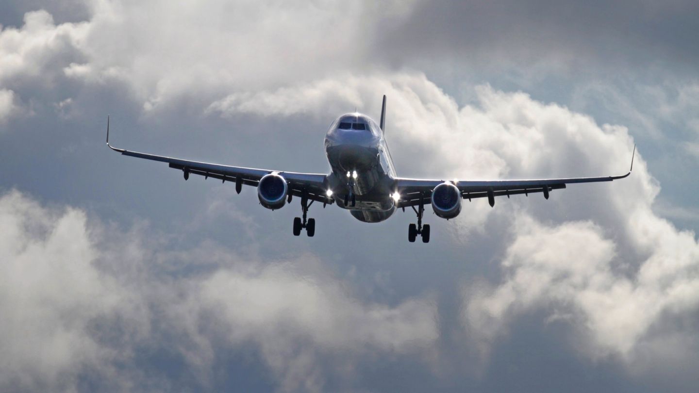 Finnair in talks with SpaceX, Amazon for in-flight Wi-Fi
