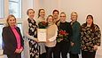 Kotisairaalan hoitajat Päivi Neuvonen, Kirsi Aarnio, Nina Malvisalo, Mira Tuomensalo, Hannele Ahola, Sanna Viitaniemi, Outi Makkonen ja Pia Järvenpää palkittiin Vuoden Asiakasteko -tunnustuksella.