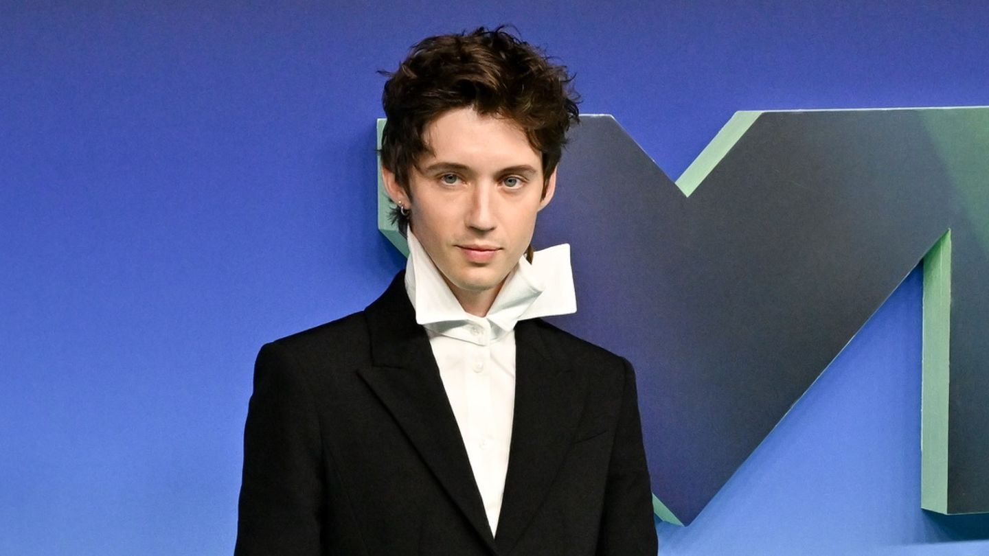 Levyarvio | Australialainen pop­tähti Troye Sivan lainaa muilta kaiken, mutta loppu­tulos on lumoava