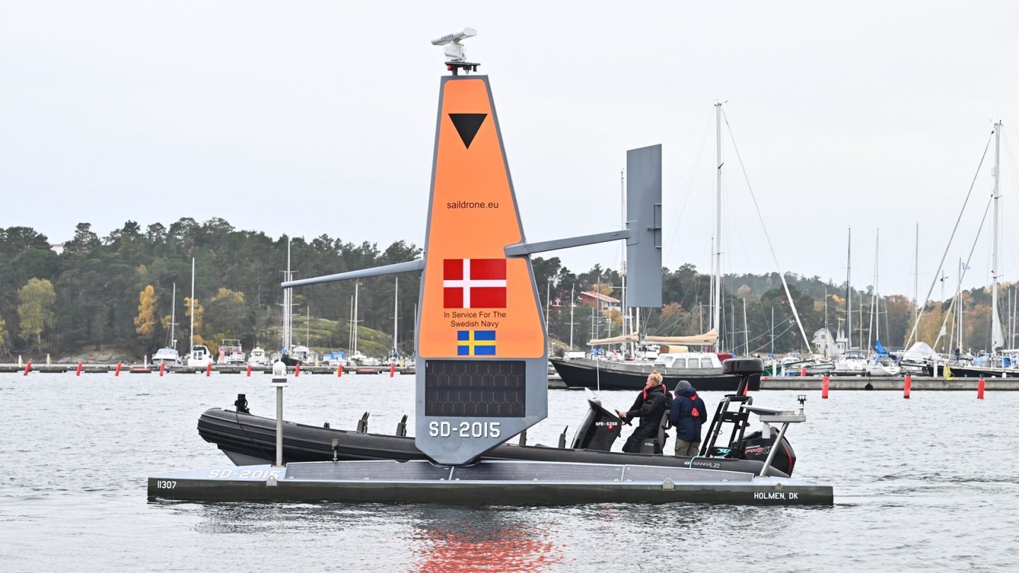 Ruotsi valvoo Itämeren kaapeleita neljällä uudella droonilla