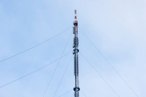 poliisi-ep-ilee-teiskon-radiomastoputoamisessa-rikosta-taustalla