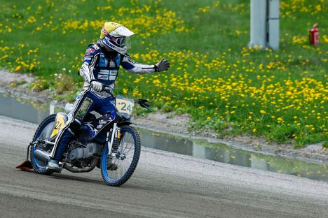 Max Koivula pääsi tuulettamaan alkueränsä voittoa Teivossa. Alkuerien saldo Koivulalla oli kaksi erävoittoa ja kaksi kakkossijaa.