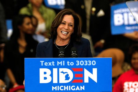Kamala Harris on Joe Bidenin valinta varapresidentiksi. Kuva Bidenin kampanjatilaisuudesta Detroitista maaliskuulta.