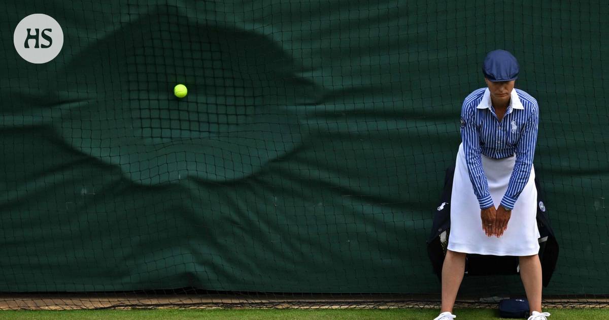 Wimbledon ditches linesmen