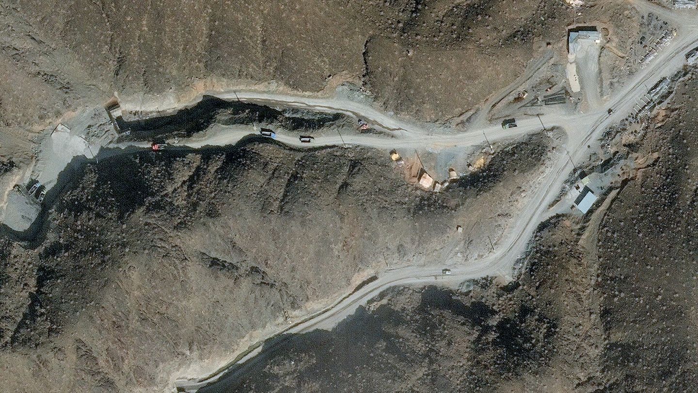 Middle East | WSJ: Iran prepares for war against the United States