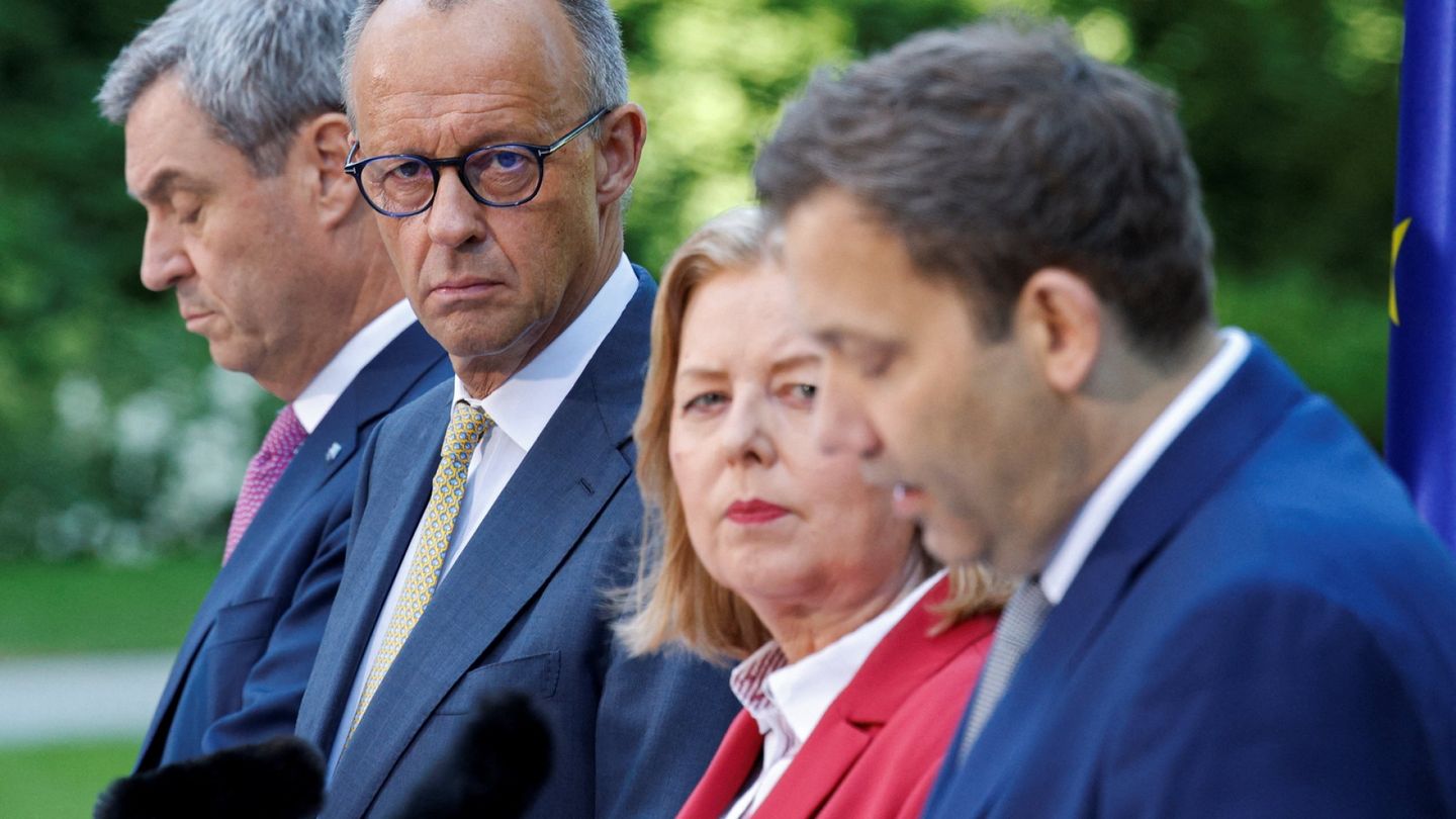 Germany Tries to Rise: No More Sick Leave by Phone, €600 More for Middle-Income Family