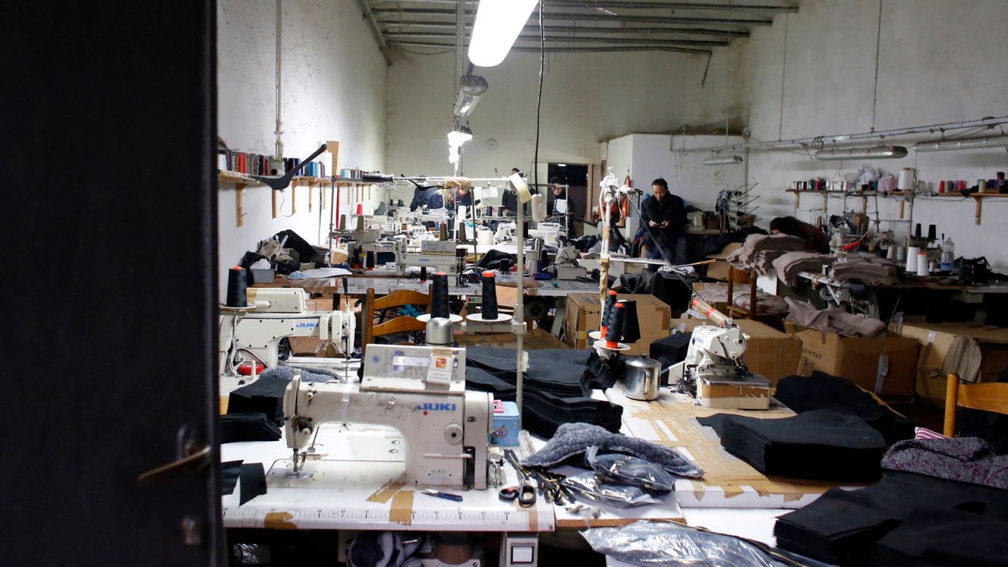 Italian police raid luxury fashion houses again, suspecting subcontractor exploitation