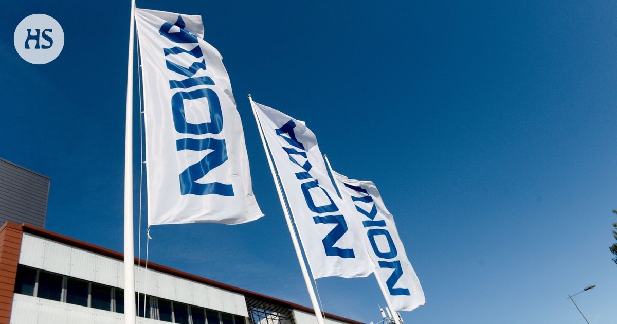 Nokia changes CEO