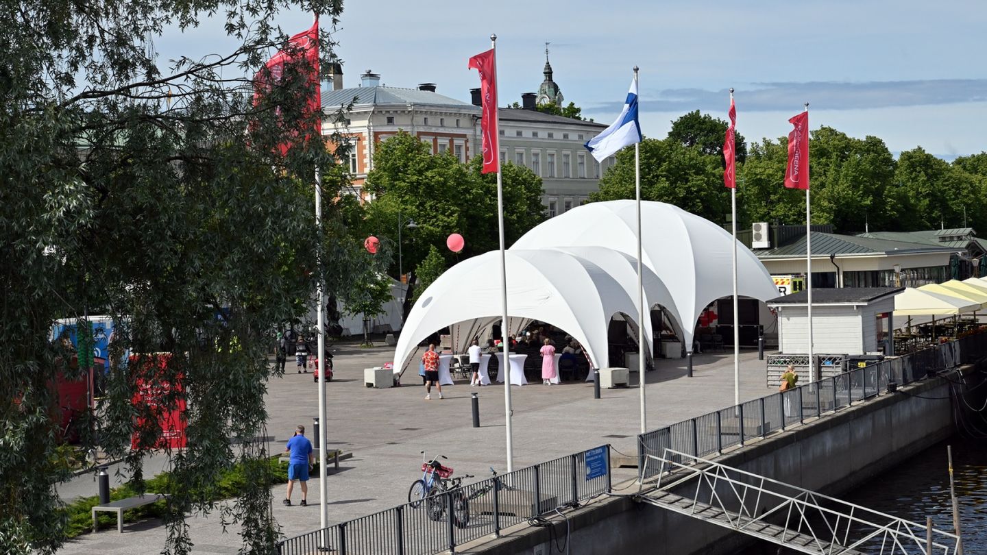 Finnish Ministry Spent 50,000 Euros on Panel Discussions, Bypassing Procurement Rules