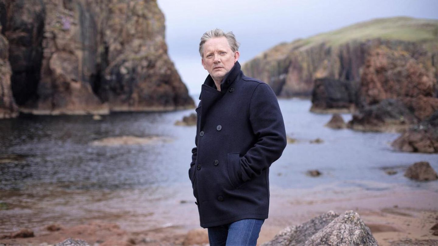 Review: 'Shetland' crime drama offers atmospheric escape and a refreshing lead