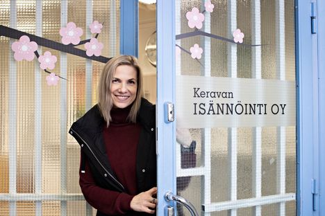 Vuoden isännöitsijä Anne Rintala näkee töissä asumisen ongelmakohdat ...