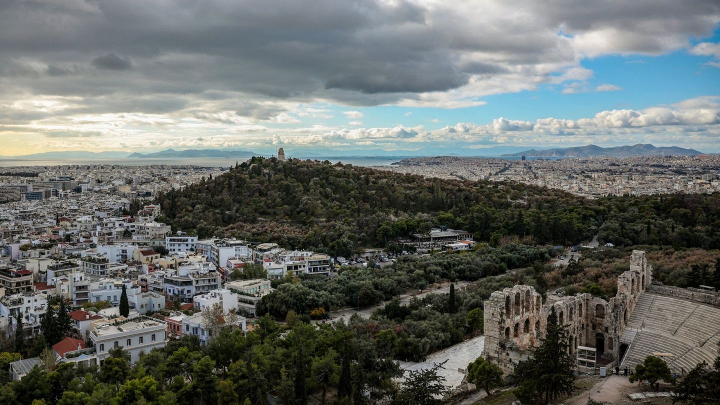 Kreikassa kadonneeksi kerrottu striimaaja ilmestyi suoraan videolähetykseen