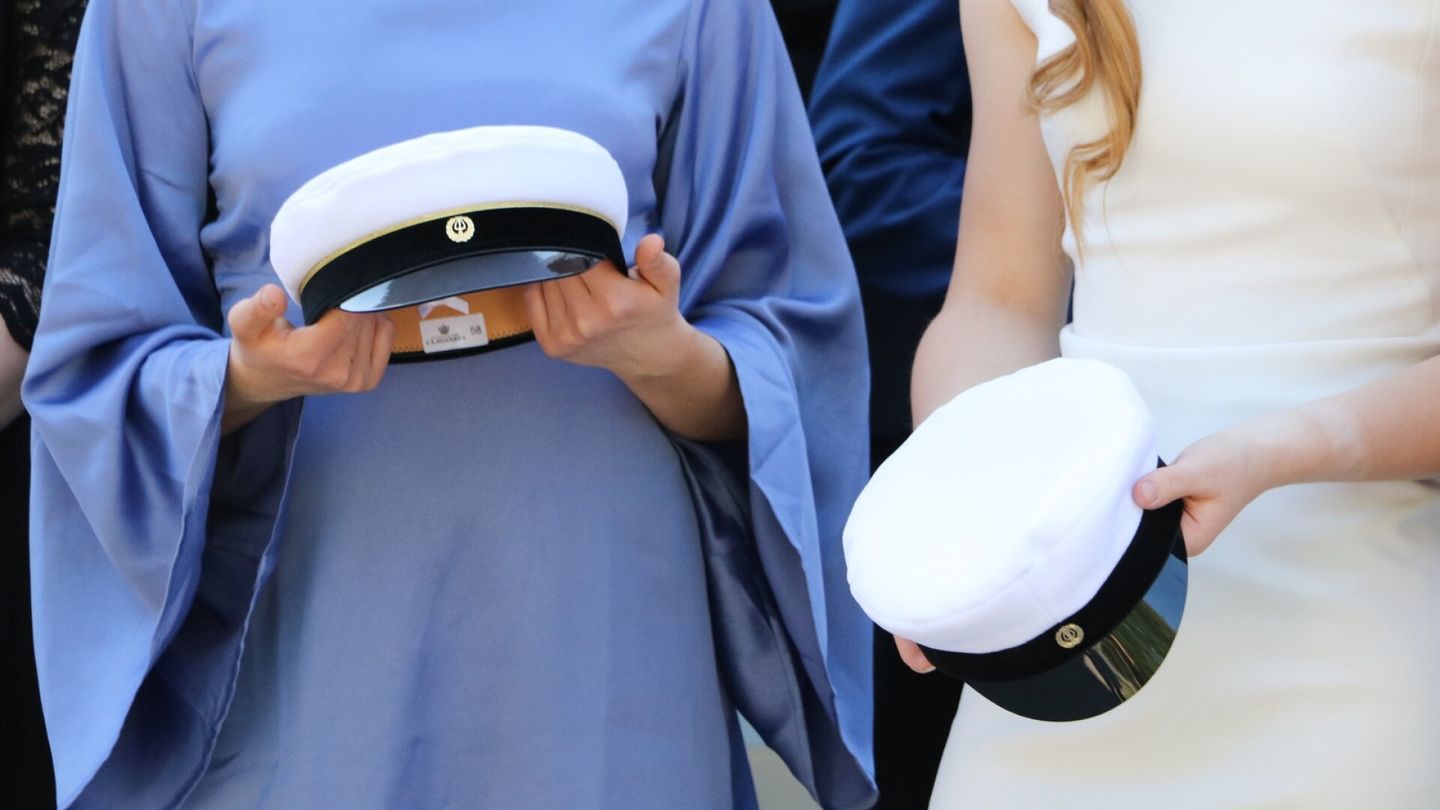 Graduate Gifts: What is the right amount of money?