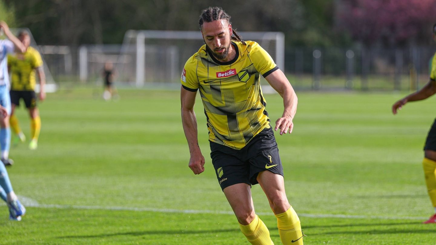Football: Incredible 65-meter goal shocks Swedish league crowd