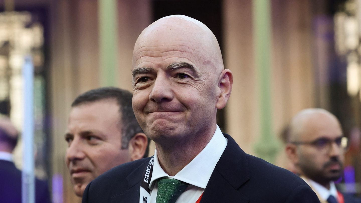 FIFA President Infantino's comments on racist chants surprise Finnish experts: 'Double standards are obvious'