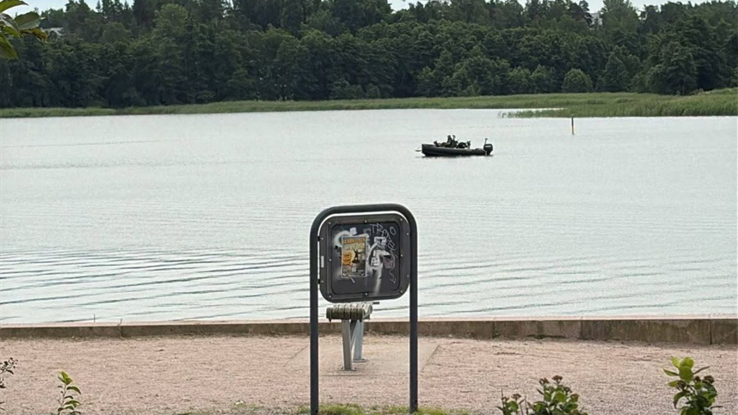 Kadonnutta intialaisopiskelijaa etsitään vedestä Helsingissä